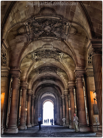 Le Louvre #1