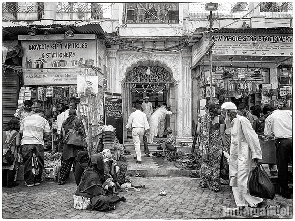 Bombay (crowded) street